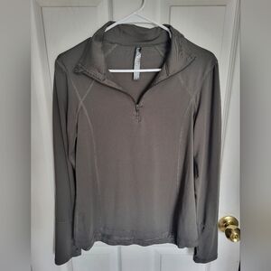 Womans half zip up